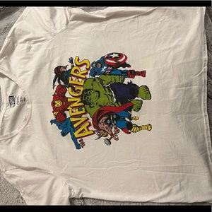 Women’s Marvel T-shirt NWOT
